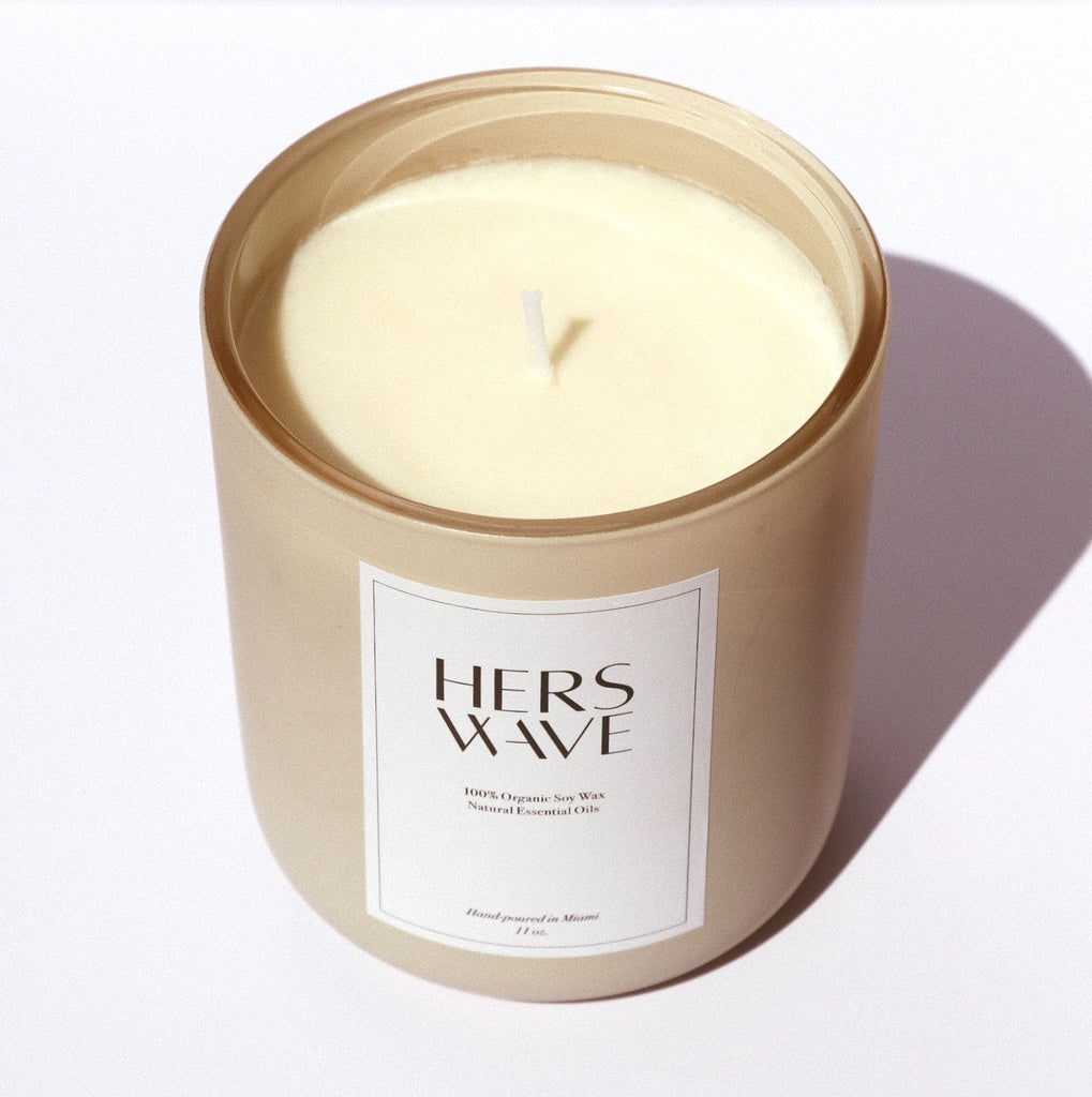 Hers Wave premium 100% Organic Soy Wax Candle Non-toxic with Essential Oils